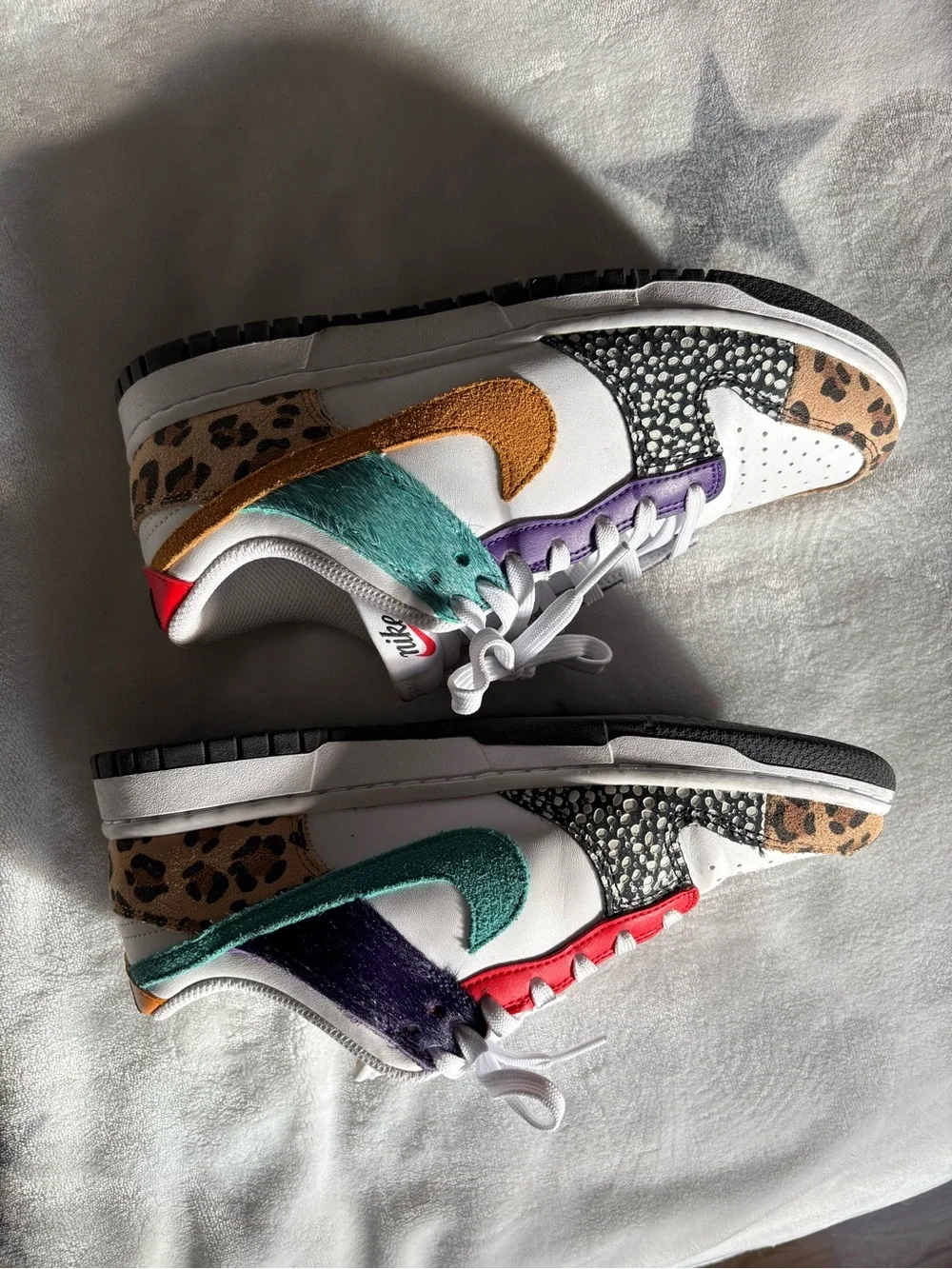 Nike White Teal Gold Purple Red Animal Print Low Top Sneakers - Picture 3 of 7